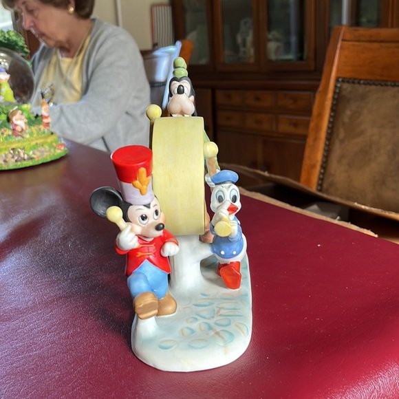 Walt Disney Bisque Figurine - Picture 6 of 8